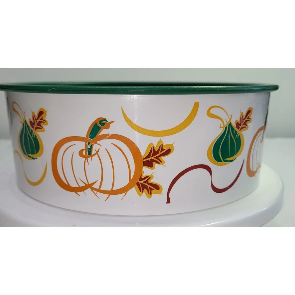 Tupperware Storage Canister Harvest Pumpkin Gourd White Green 9in Round